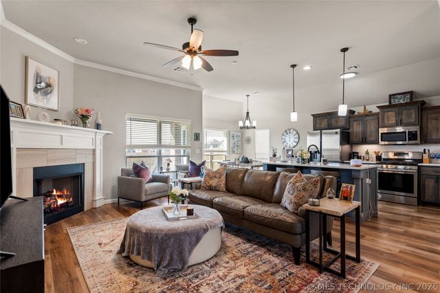 27608 E 109th Place S, Coweta, OK 74429