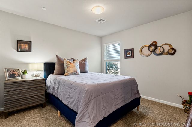 27608 E 109th Place S, Coweta, OK 74429