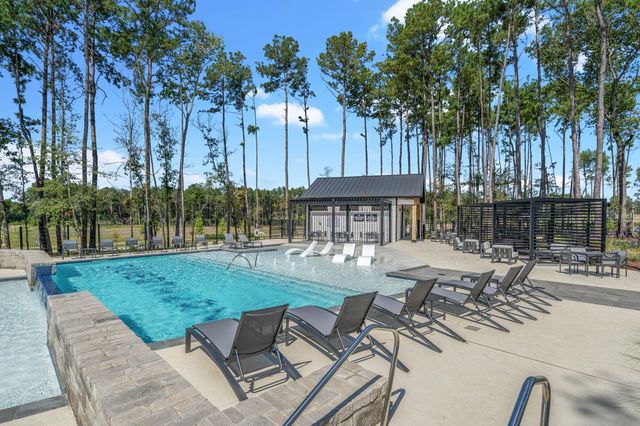 922 Sutherland Falls Drive, Conroe, TX 77303