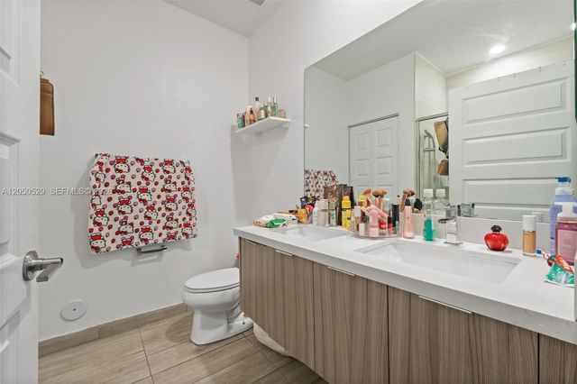 7809 NW 104th Ave 1, Doral, FL 33178