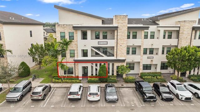 7809 NW 104th Ave 1, Doral, FL 33178