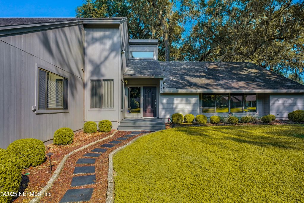 3821 ALLENBY Drive, Jacksonville, FL 32277