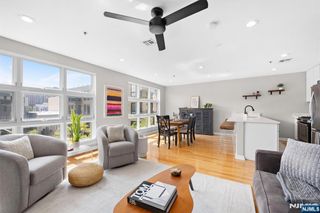 659 1st Street 410, Hoboken, NJ 07030