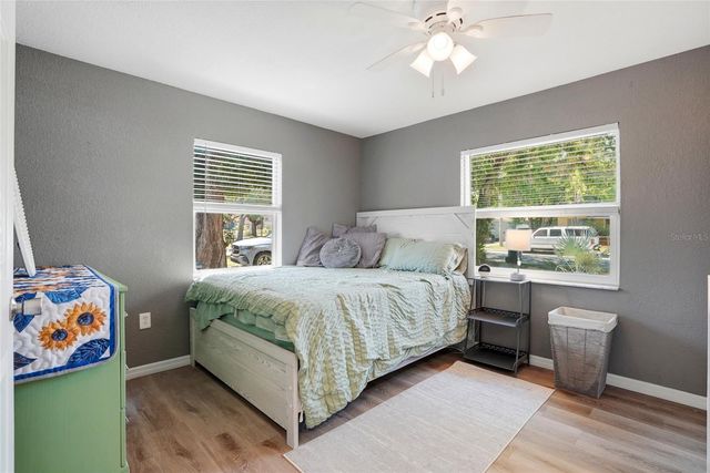 1512 E HANNA AVENUE, Tampa, FL 33610