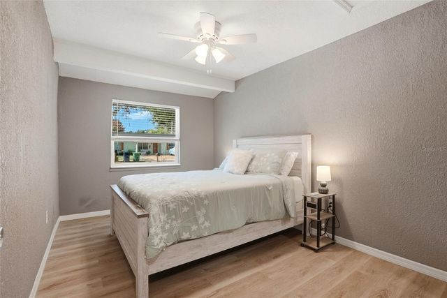 1512 E HANNA AVENUE, Tampa, FL 33610