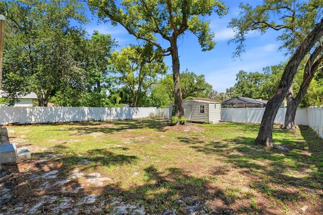 1512 E HANNA AVENUE, Tampa, FL 33610