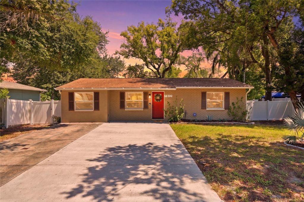 1512 E HANNA AVENUE, Tampa, FL 33610