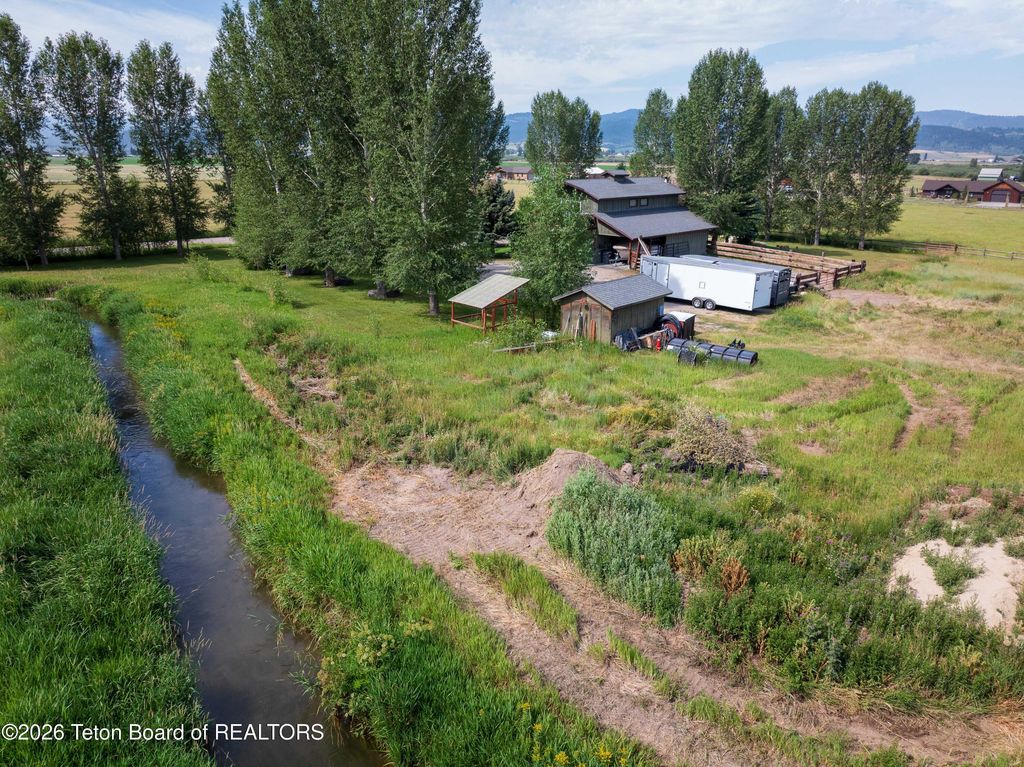 268 RIVER RANCH Loop, Freedom, WY 83120 photo 3