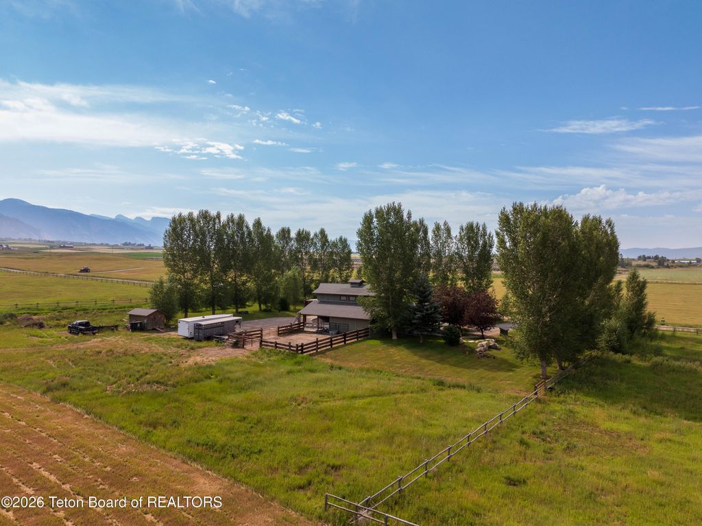 268 RIVER RANCH Loop, Freedom, WY 83120 photo 4
