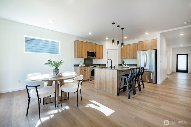 3005 Cedar View Way, Blaine, WA 98230