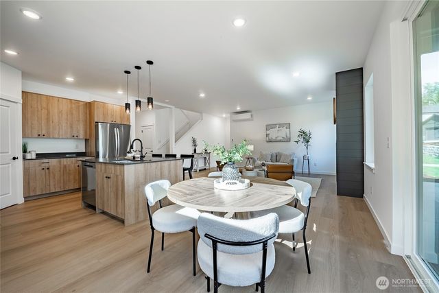 3005 Cedar View Way, Blaine, WA 98230