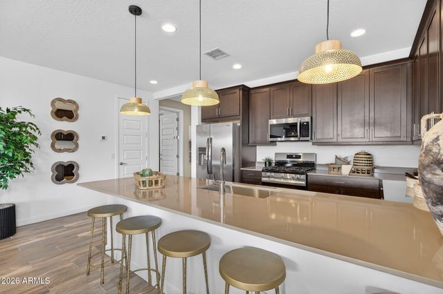 9953 S DUTCHMAN Drive, Apache Junction, AZ 85120