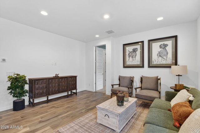 9953 S DUTCHMAN Drive, Apache Junction, AZ 85120