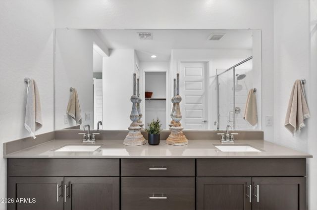 9953 S DUTCHMAN Drive, Apache Junction, AZ 85120