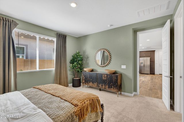 9953 S DUTCHMAN Drive, Apache Junction, AZ 85120