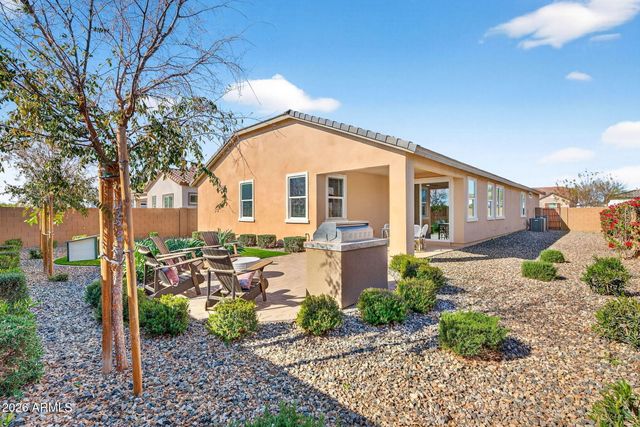 9953 S DUTCHMAN Drive, Apache Junction, AZ 85120