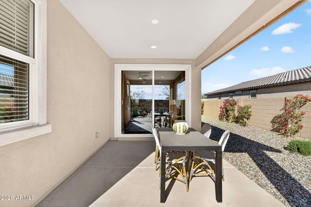 9953 S DUTCHMAN Drive, Apache Junction, AZ 85120