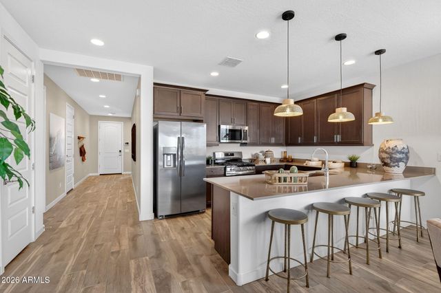 9953 S DUTCHMAN Drive, Apache Junction, AZ 85120