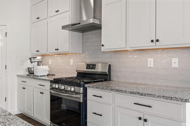 5335 Daffodil Drive, West Lafayette, IN 47906