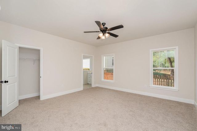 26700 DANIELS POINT DR, Unionville, VA 22567