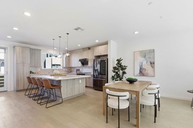 1963 Joshua Tree Circle, Milpitas, CA 95035