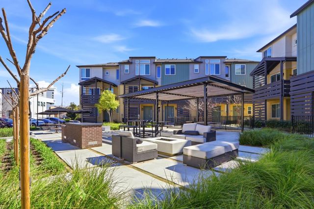 1963 Joshua Tree Circle, Milpitas, CA 95035