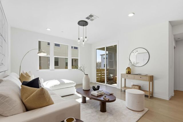 1963 Joshua Tree Circle, Milpitas, CA 95035