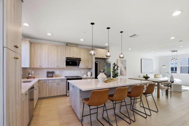 1963 Joshua Tree Circle, Milpitas, CA 95035