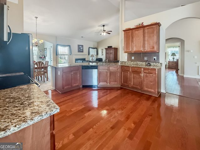 103 Camden Road, Newnan, GA 30265