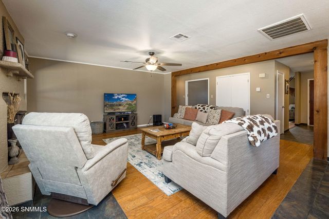 5240 Singer Road, Las Cruces, NM 88007