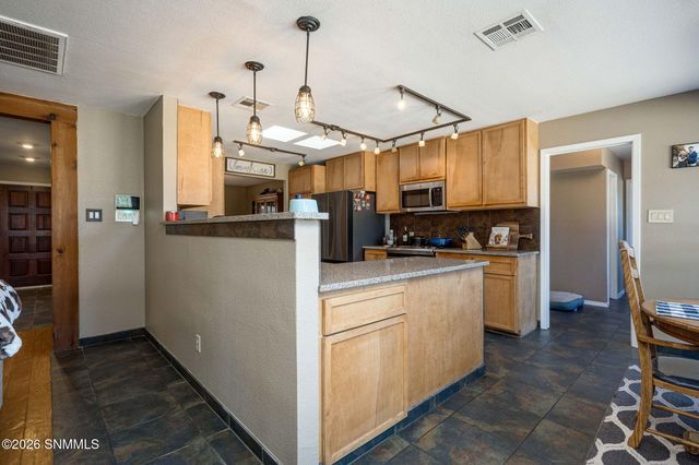 5240 Singer Road, Las Cruces, NM 88007