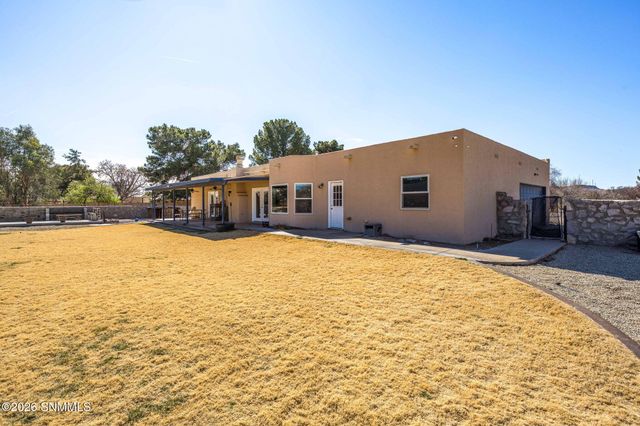 5240 Singer Road, Las Cruces, NM 88007