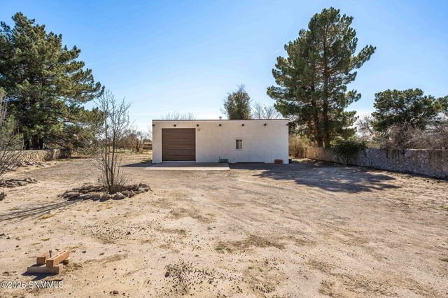 5240 Singer Road, Las Cruces, NM 88007