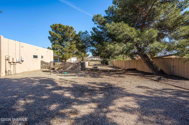 5240 Singer Road, Las Cruces, NM 88007