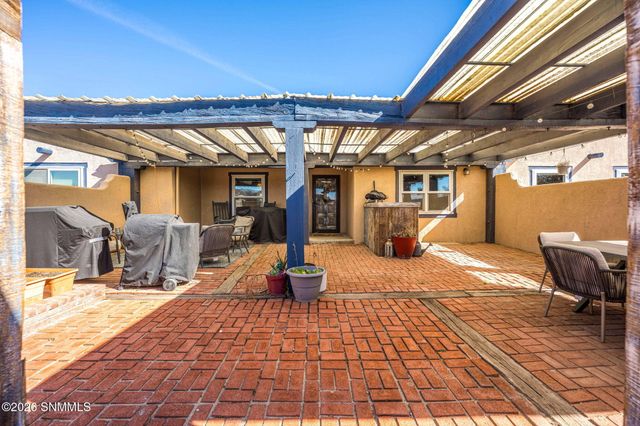 5240 Singer Road, Las Cruces, NM 88007