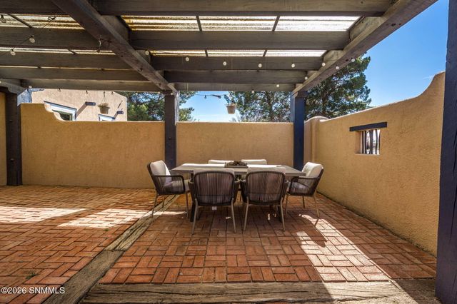 5240 Singer Road, Las Cruces, NM 88007