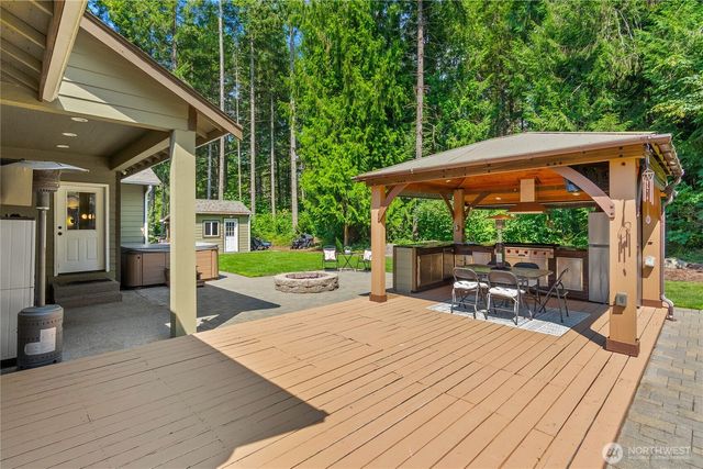 7805 300th Street Ct S, Roy, WA 98580