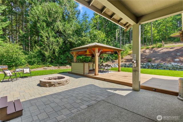 7805 300th Street Ct S, Roy, WA 98580