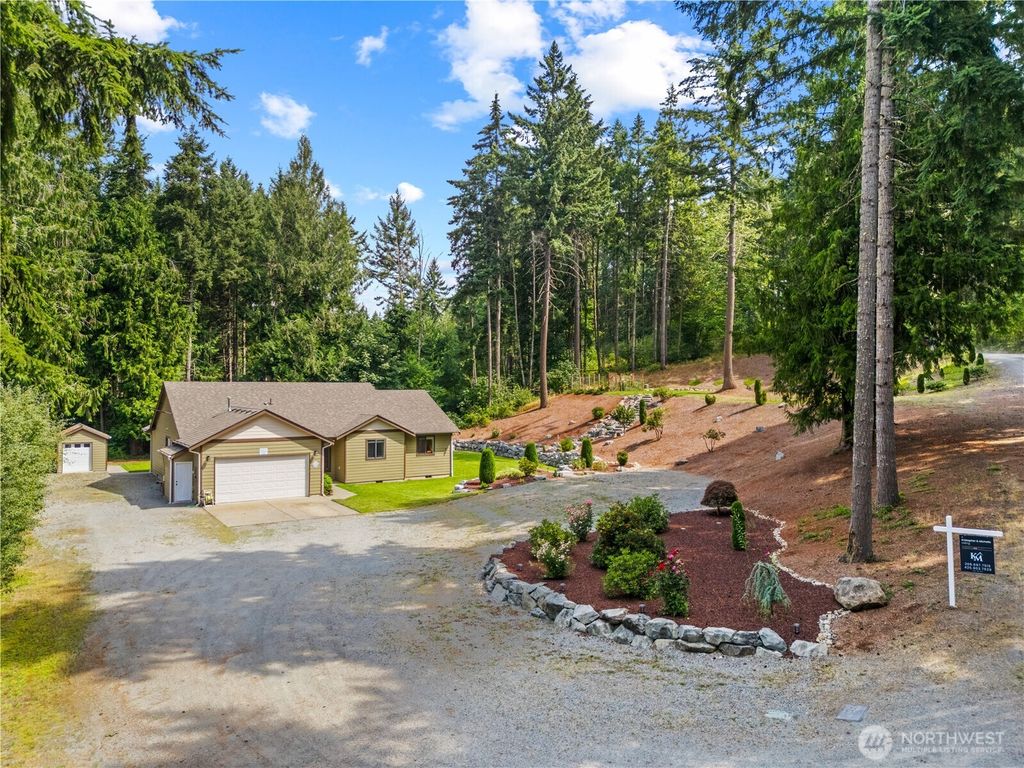 7805 300th Street Ct S, Roy, WA 98580