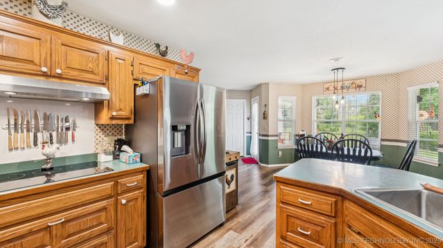 104 Oak Ridge Drive, Cleveland, OK 74020