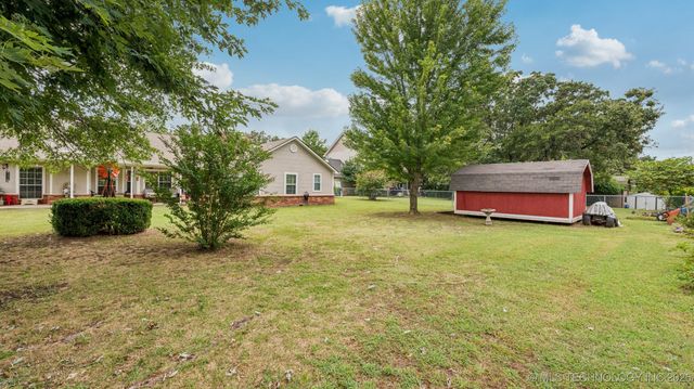 104 Oak Ridge Drive, Cleveland, OK 74020