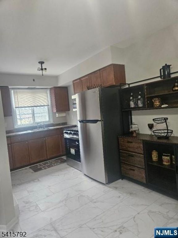 968 McBride Avenue, Woodland Park, NJ 07424