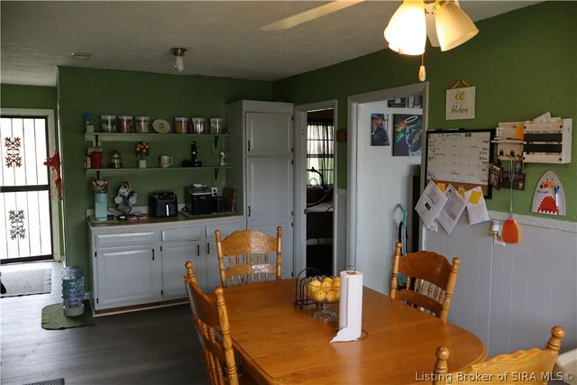 6009 May Street, Floyds Knobs, IN 47119