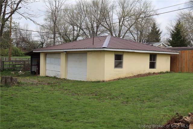 6009 May Street, Floyds Knobs, IN 47119