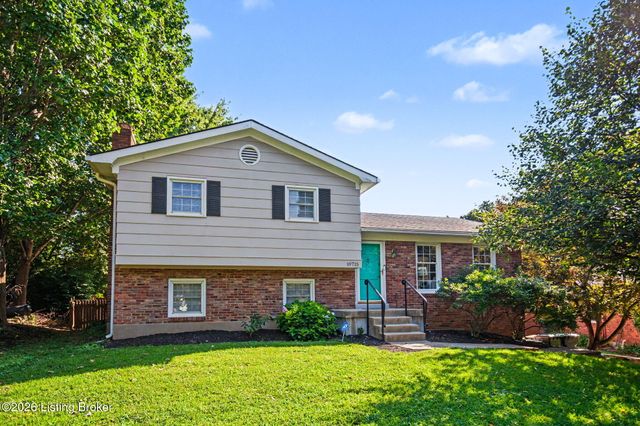 10715 Sunderland Pl, Louisville, KY 40243