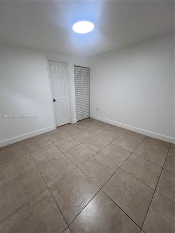 14763 SW 173rd Ter 1, Miami, FL 33187