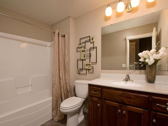 Lot 2 Central Drive NE, Cambridge, MN 55008