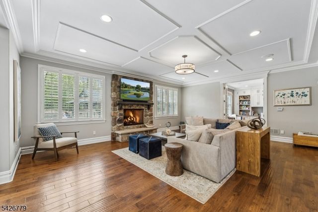20 Pheasant Ln, Scotch Plains Twp., NJ 07076