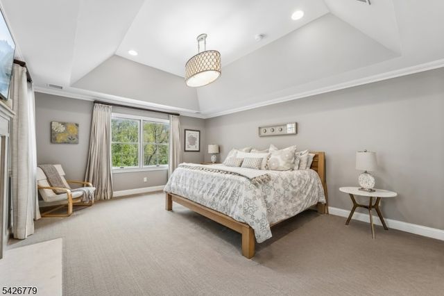 20 Pheasant Ln, Scotch Plains Twp., NJ 07076