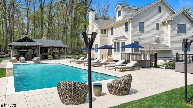20 Pheasant Ln, Scotch Plains Twp., NJ 07076